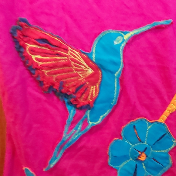 Leopards & Roses hummingbird top - Picture 3 of 9